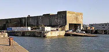 La base sous-marine, l'entrée de l'écluse, vue nord-ouest.