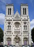 Basilique Saint-Donatien-et-Saint-Rogatien.