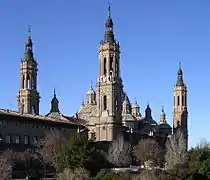 Vue générale de la basilique.