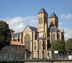 Abbaye et basilique Saint-Vincent