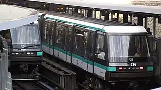 Première livrée aux couleurs de la RATP,  reprise des MP 89.