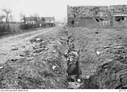 Soldat allemand tué près du hameau de l'« Espagne » (photo de l'armée australienne le 13 octobre 1918).