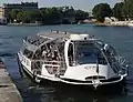 Bateau-bus de la société Batobus