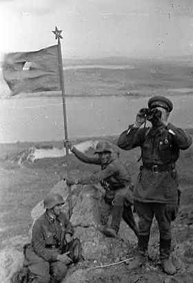 Photographie de l'Armée soviétique sur la colline durant la bataille du lac Khassan en 1938.