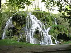 Cascade de Baume-les-Messieurs