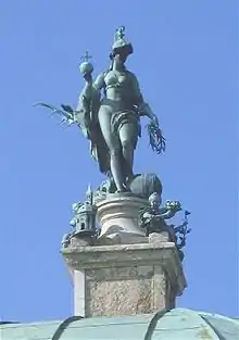 Statue de bronze sur le toit du temple de Diane dans le Hofgarten de Munich.