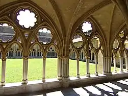 Cloître gothique de la cathédrale de Bayonne