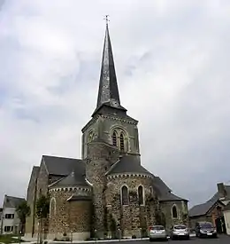 Le chevet de l'église Saint-Victeur.