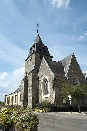 L'église Saint-Martin (Bazouges).