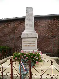 Monument aux morts.