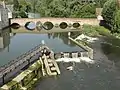 La Sarthe et le pont roman.