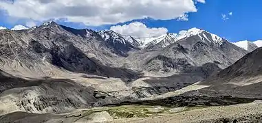 Le Ladakh, une des régions étendards du tourisme en Inde, est une destination de sports de haute montagne et de culture.
