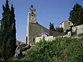 Le beffroi de Châteauneuf de Mazenc vu d'en bas.