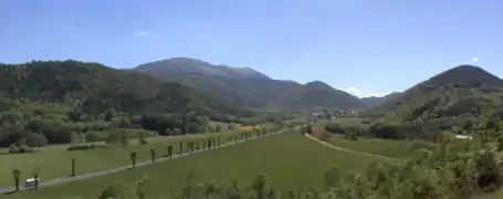 Vue panoramique du village de Belcaire.