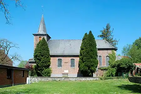 L'église vue du sud.