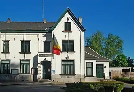 Maison communale.