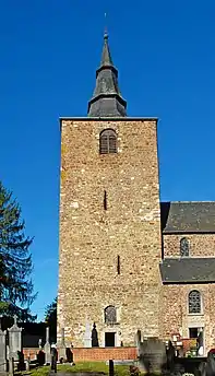 La tour vue du sud-est.