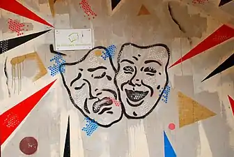 Masques de théâtre.