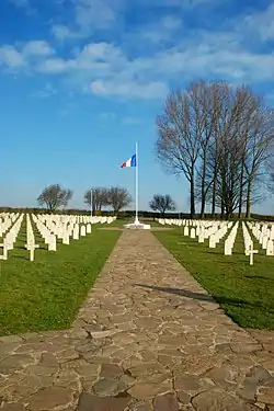 L'allée centrale.