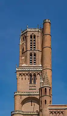 photographie du clocher de la cathédrale Sainte-Cécile