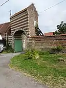 Entrée de ferme, Rue du Moulin Bellaing