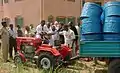 Inauguration d'un petit tracteur destiné à la riziculture.