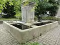 Fontaine-lavoir.