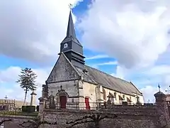 L'église Saint-Lucien.