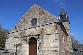 La façade de l'église.