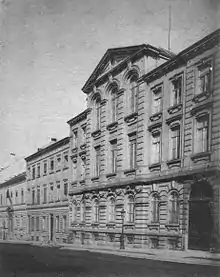 L'ancien couvent des Dames de Berlaymont vers 1900.