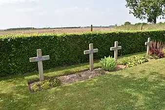 Tombes de soldats français.