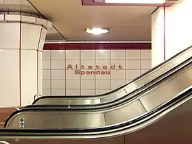 Intérieur décoré de la station