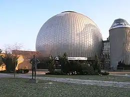 Grand planétarium Zeiss de Berlin.