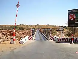 La N4 sur le pont de la Betsiboka.