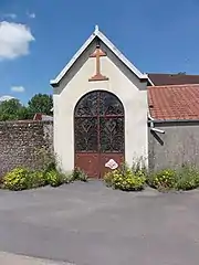 Chapelle, chemin de la Cure.