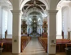 Intérieur de l'église abbatiale