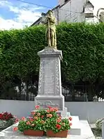 Poilu au repos (monument aux morts)