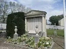 Monument aux morts.