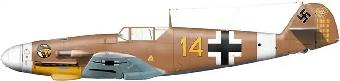 Dessin d'un avion couleur marron, jaune et blanc avec des marques de victoires, un emblème d'unité militaire et un numéro d'identification.
