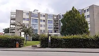 Bibliothèque municipale Maxence Van der Meersch.