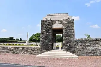 Le cimetière militaire de Bienvillers.