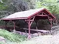 Le lavoir à l'ouest du village (août 2010)