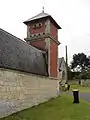 Tour pigeonnier près de l'église.