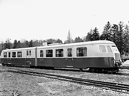 Autorail Billard articulé série 221 à 224.