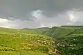 Vue à vol d'oiseau sur le village de Debet