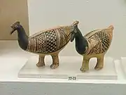 Figurines en forme d'oiseaux d'une tombe d'enfant.Attique, 750-700.Musée du Céramique