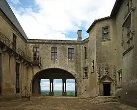 Château de Biron (demeure du Comte d'Allas).