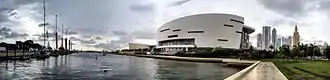 Photo de la baie de Biscayne et de l'American Airlines Arena.