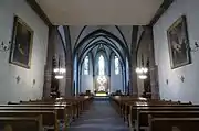 Intérieur de l'église catholique.