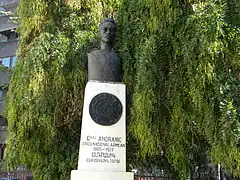 Statue d'Andranik.